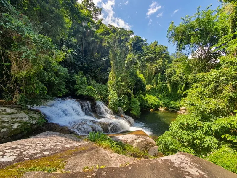 Cachoeira da Pedra Branca em Paraty